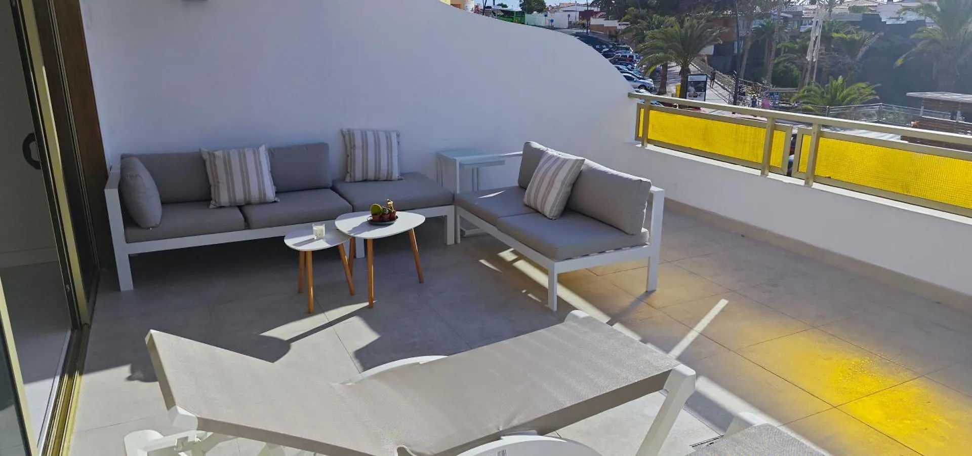 Seafront Playa La Arena Apartment Puerto de Santiago